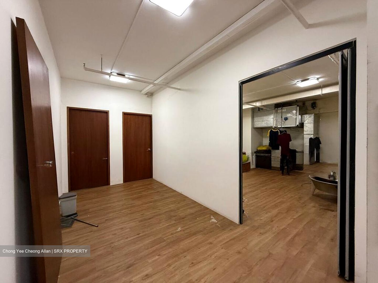 Centro Bianco (D19), Retail #518661741